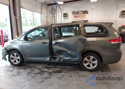 2013 Toyota Sienna L V6 7 Passenger z USA, uszkodzony, nr VIN 5TDZK3DCXDS365540